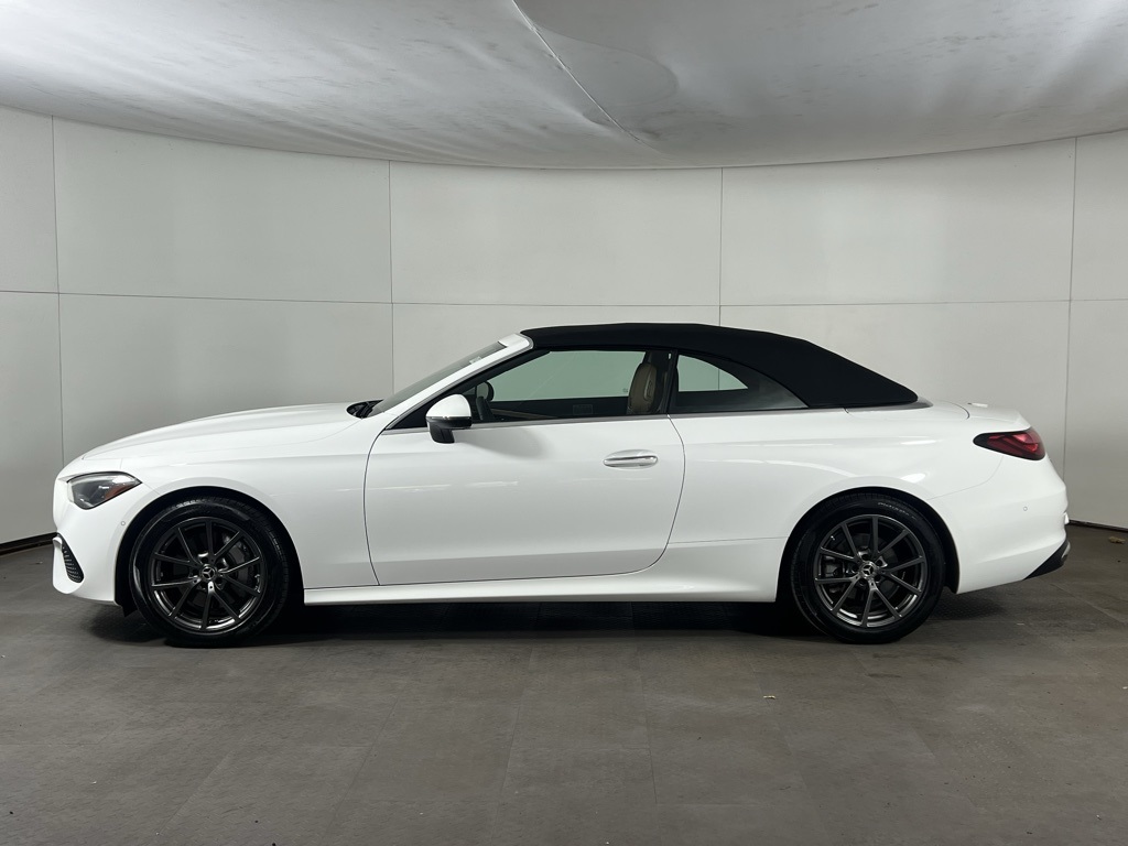 2024 Mercedes Benz CLE 300 4MATIC photo 2