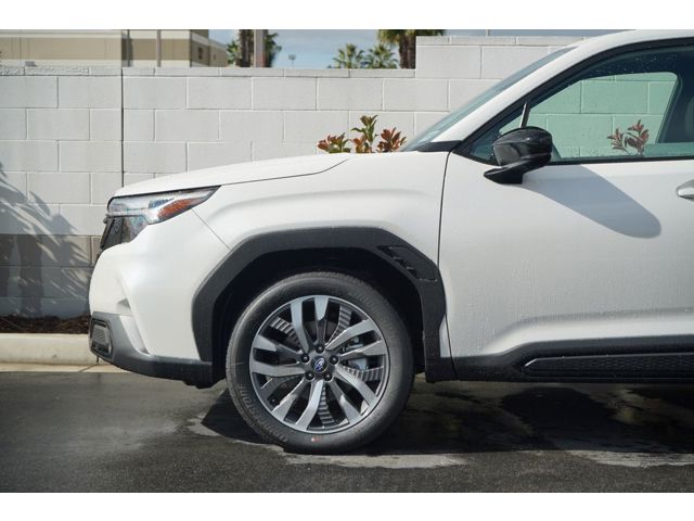 2025 Subaru Forester Touring photo 2