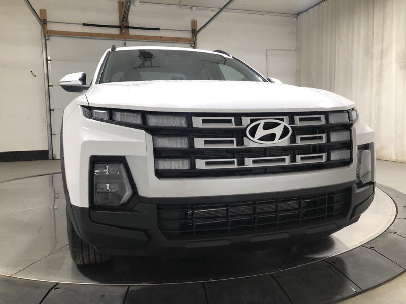 2026 Hyundai Santa Cruz SEL photo 2