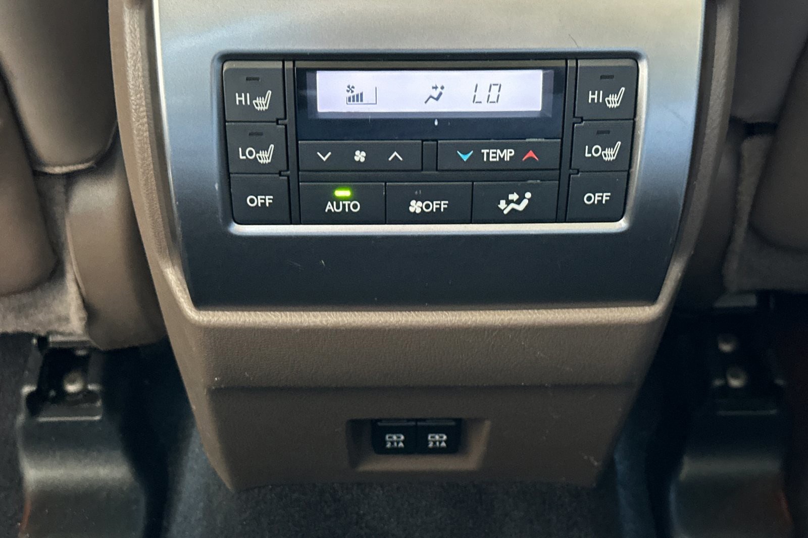 2023 Lexus GX 460 photo 16