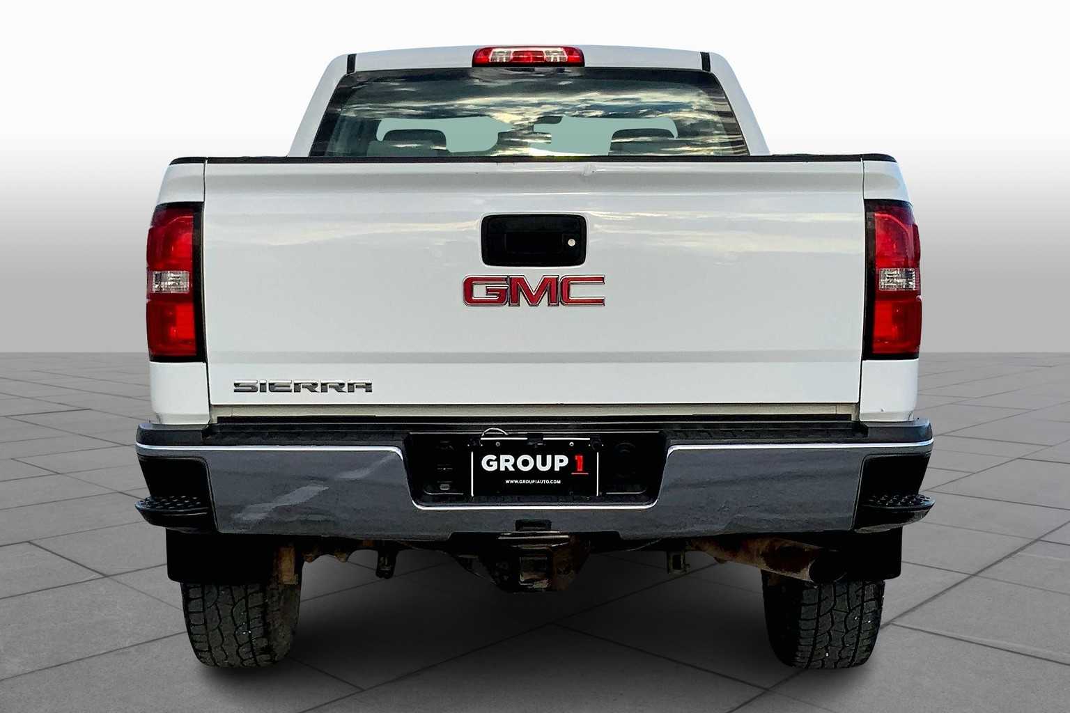 2017 Gmc Sierra Base photo 4