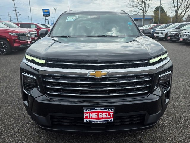2025 Chevrolet Traverse photo 4