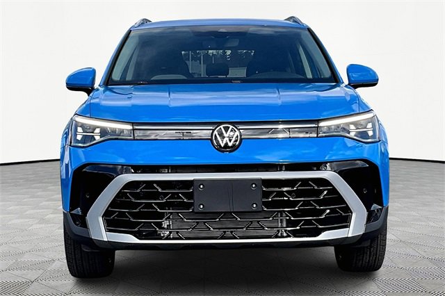 2025 Volkswagen Taos SEL photo 15
