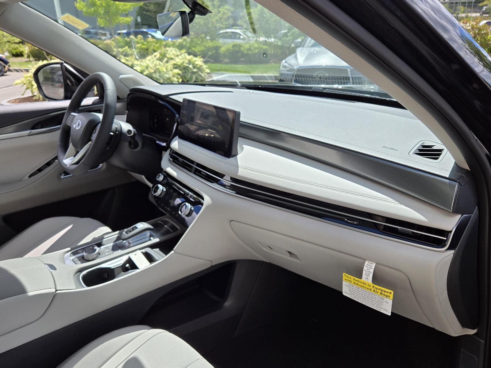 2026 Infiniti QX60 Luxe AWD photo 15