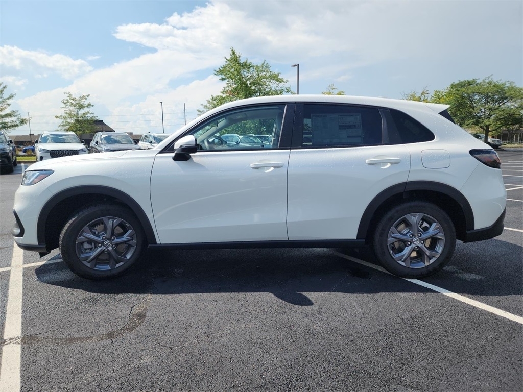2026 Honda HR-V LX photo 11