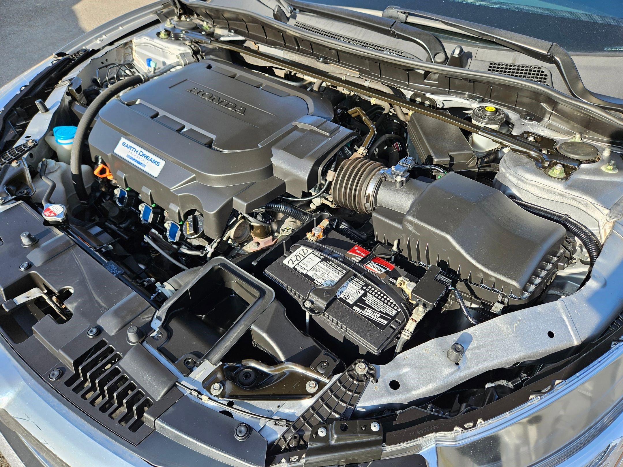 2017 Honda Accord Touring photo 32