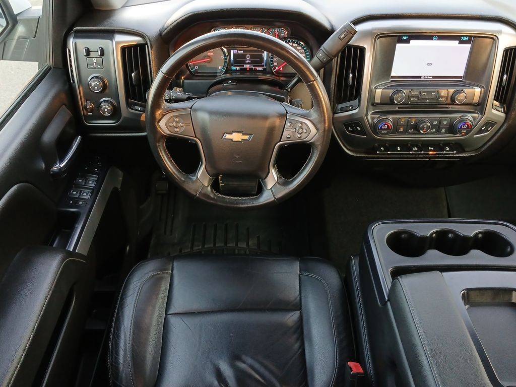 2018 Chevrolet Silverado 1500 LT photo 11