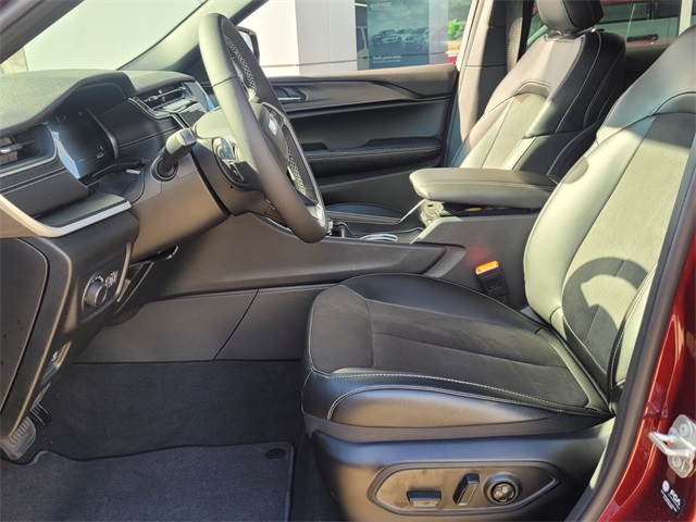 2024 Jeep Grand Cherokee Altitude X photo 3