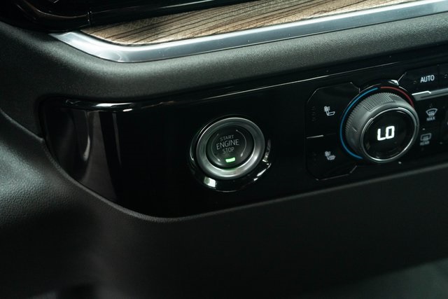 2024 Chevrolet Silverado 1500 LT photo 29