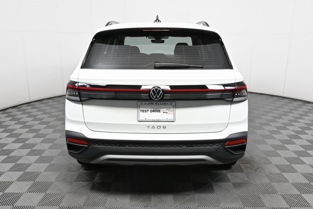 2025 Volkswagen Taos S photo 23
