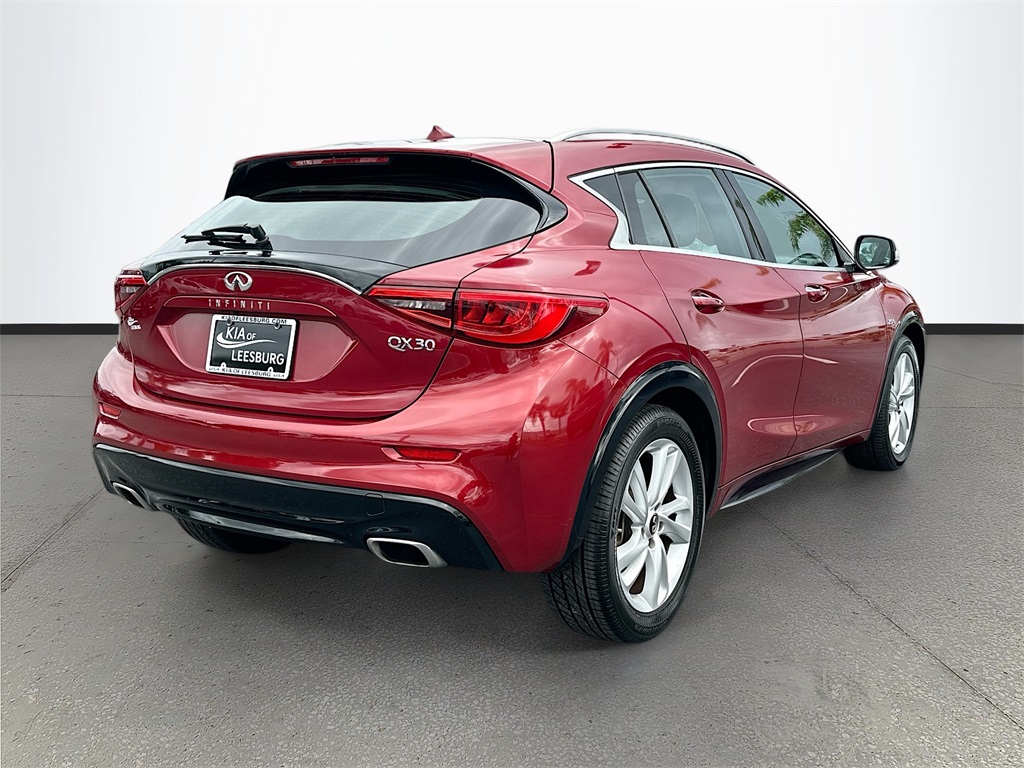 2019 Infiniti QX30 Luxe photo 4