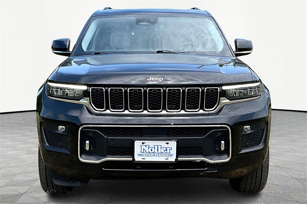 2021 Jeep Grand Cherokee Overland photo 3