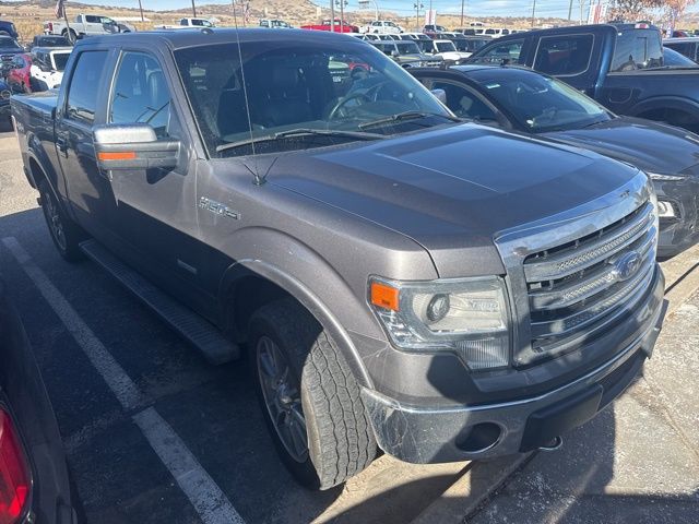 2013 Ford F-150 Lariat photo 2
