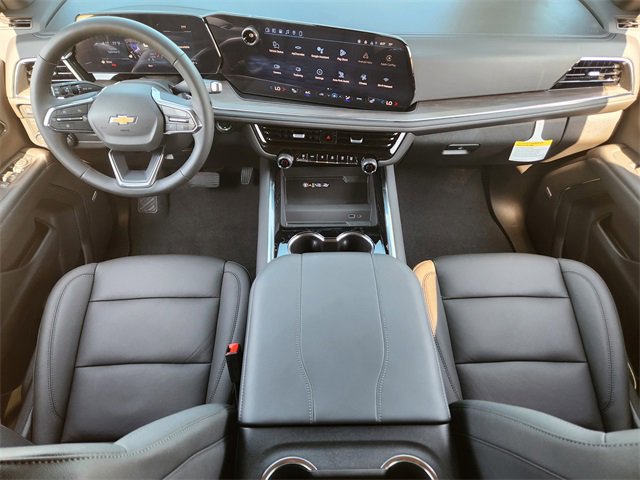 2026 Chevrolet Suburban LT photo 18