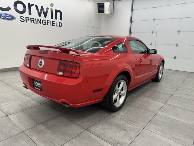 2006 Ford Mustang GT Deluxe photo 4