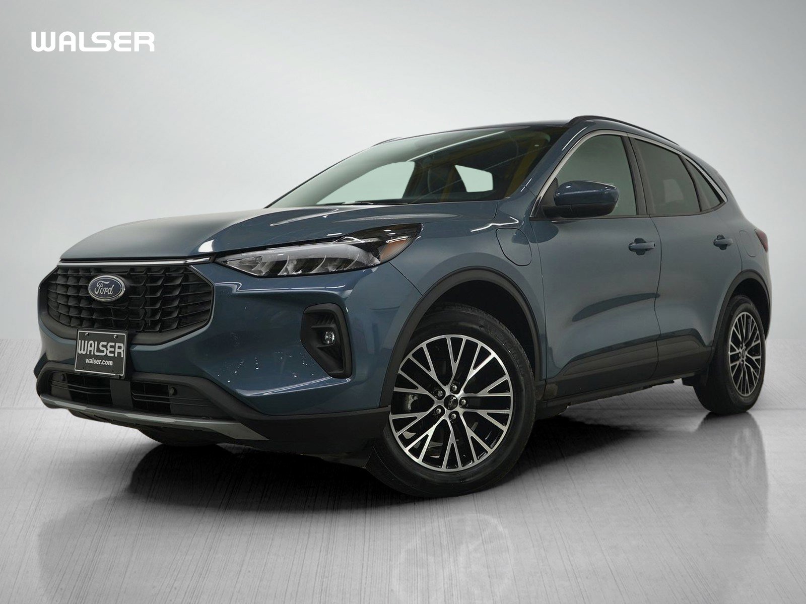 2023 Ford Escape PHEV's photo