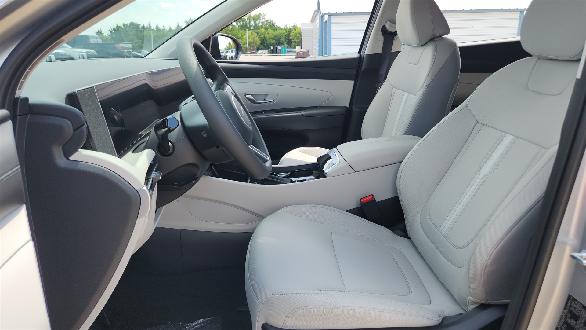 2025 Hyundai Tucson SEL photo 9
