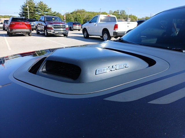 2016 Dodge Challenger R/T Plus Shaker photo 10