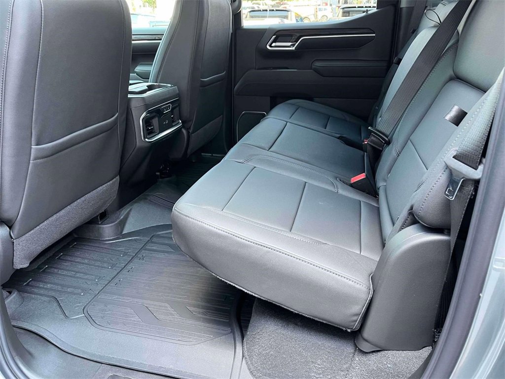 2026 Gmc Sierra 1500 SLT photo 15