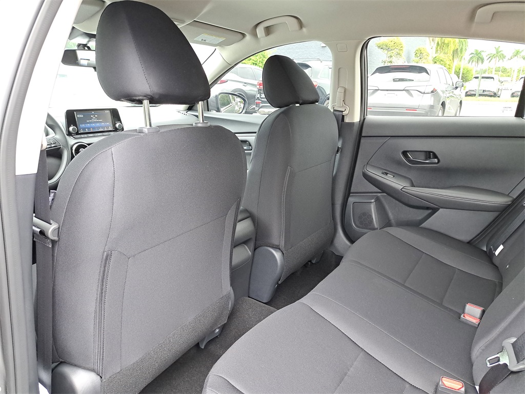 2025 Nissan Sentra S photo 11
