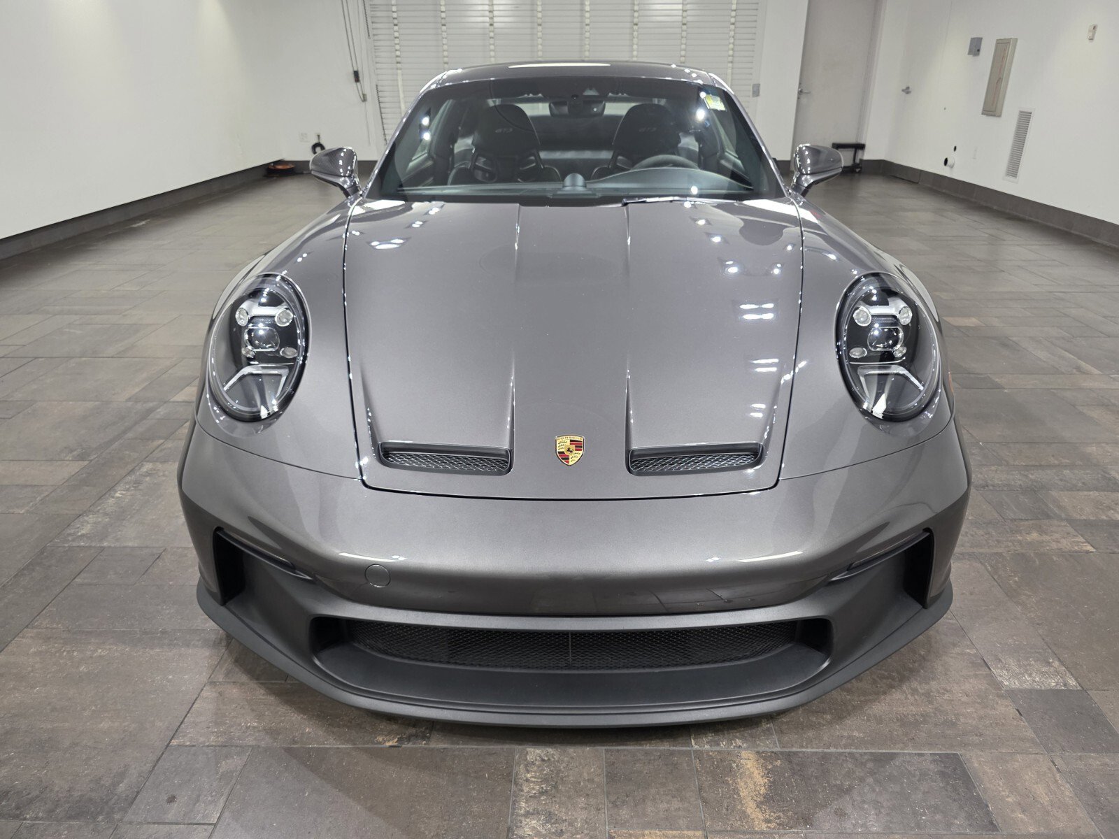 2022 Porsche 911 GT3 Coupe photo 2