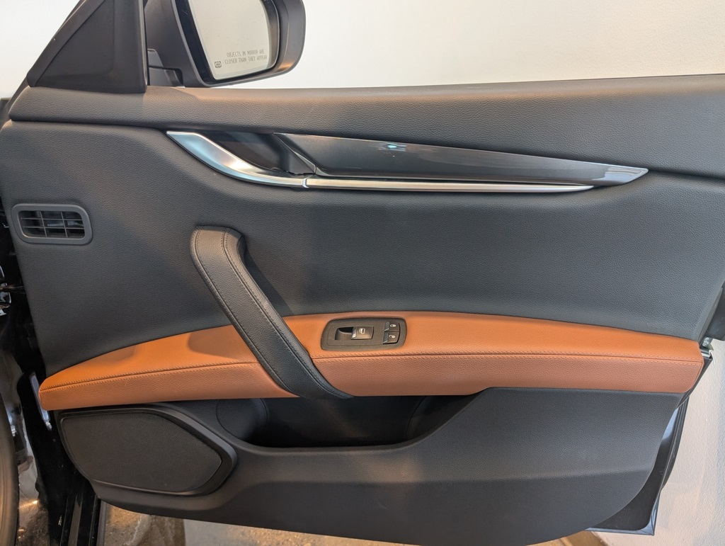 2021 Maserati Ghibli S Q4 photo 30