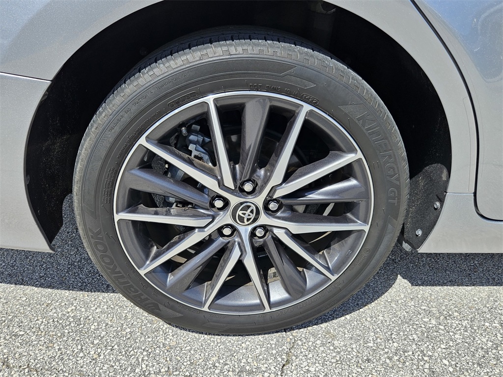 2022 Toyota Camry XLE photo 39