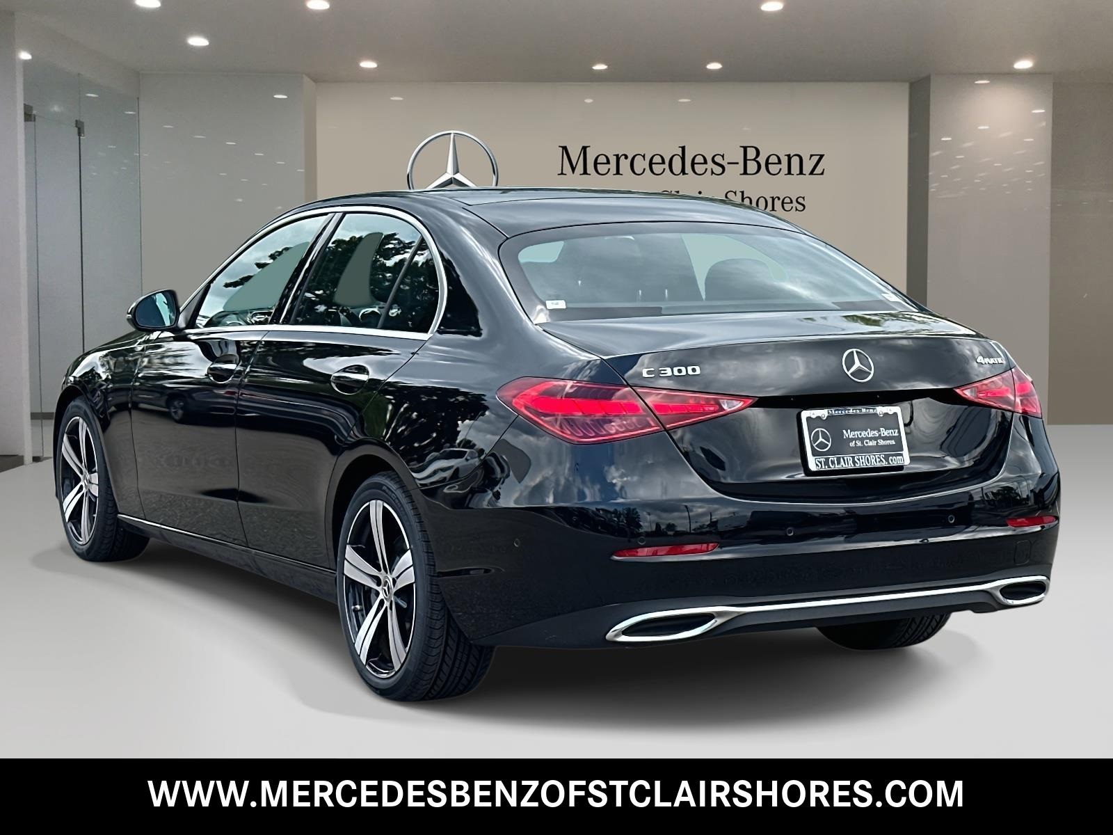 2025 Mercedes Benz C 300 4MATIC photo 3