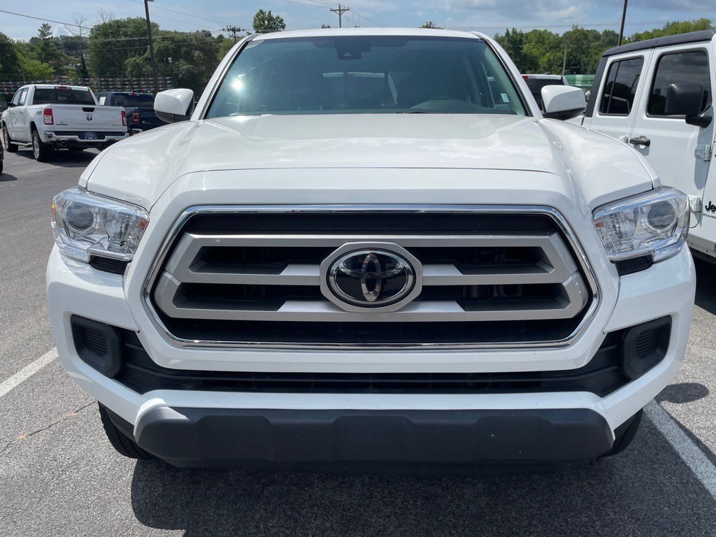 2021 Toyota Tacoma SR photo 2