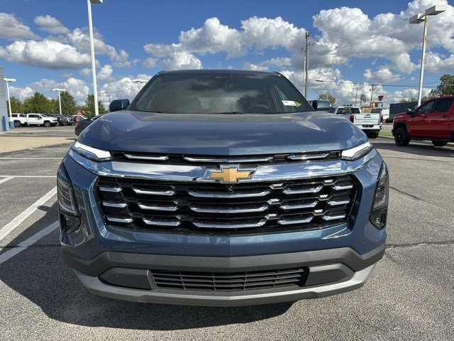 2026 Chevrolet Equinox LT photo 3