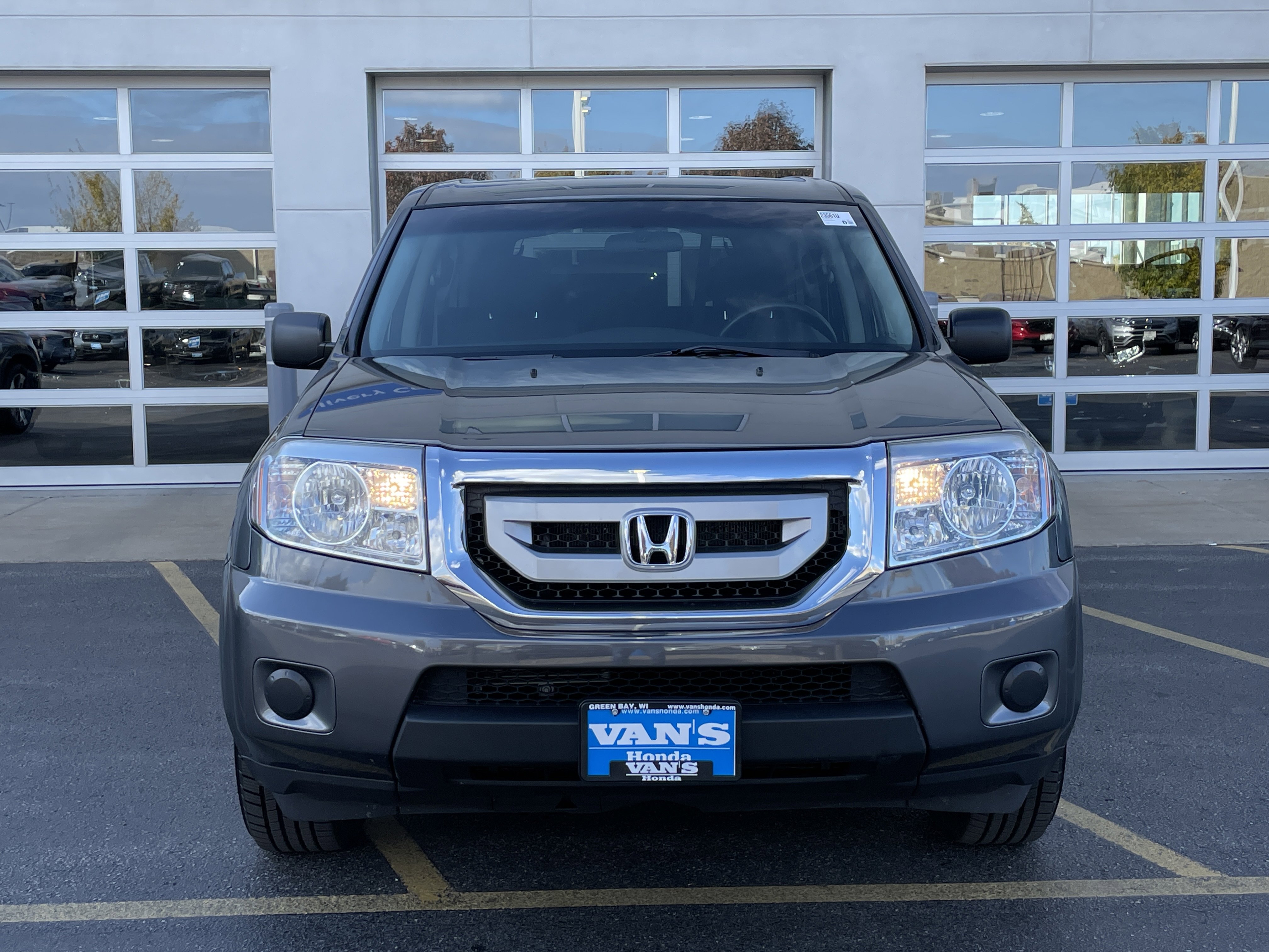 Used 2011 Honda Pilot LX with VIN 5FNYF4H24BB100377 for sale in Green Bay, WI