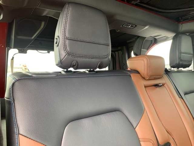 2024 Ford Bronco Outer Banks photo 26