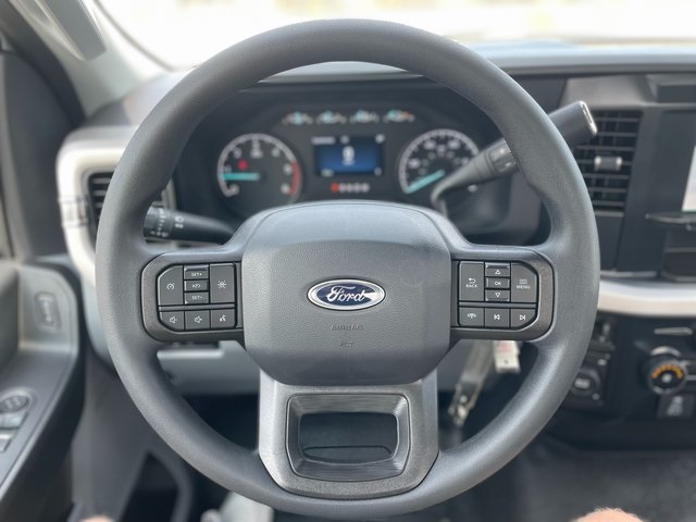 2024 Ford F-550 photo 14