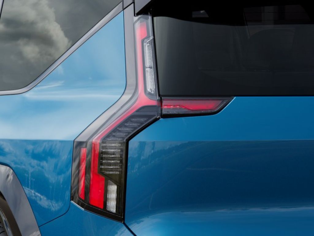2026 Kia EV9 GT-Line photo 8