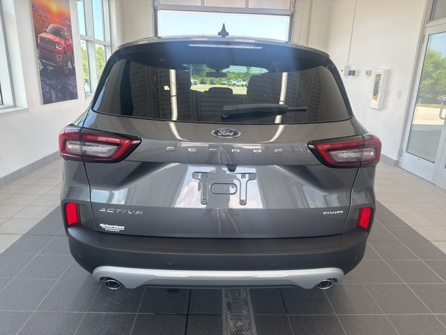 2025 Ford Escape Active photo 2