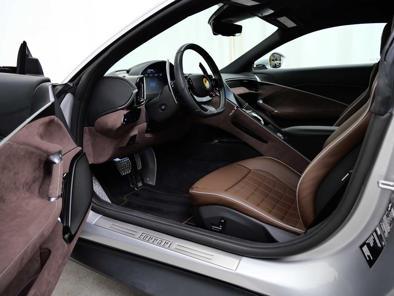 2024 Ferrari Roma photo 16