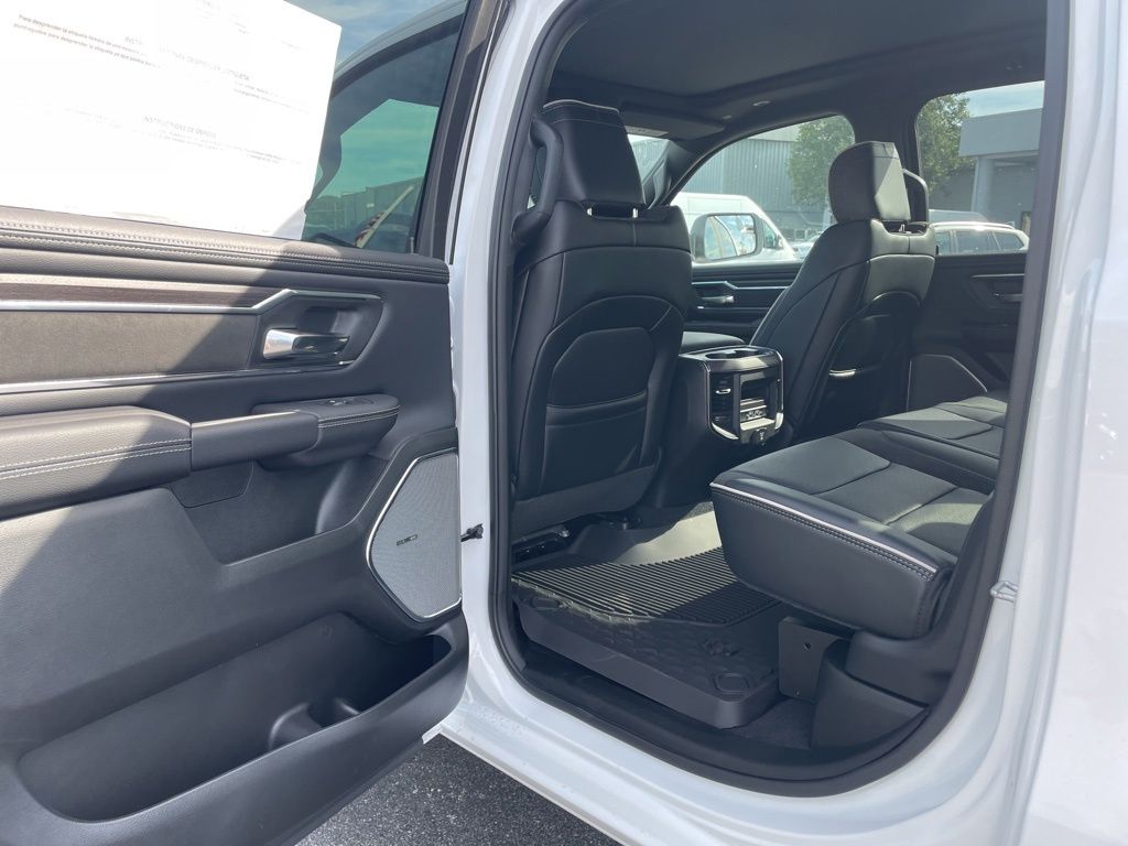 2026 Ram 1500 Laramie photo 25
