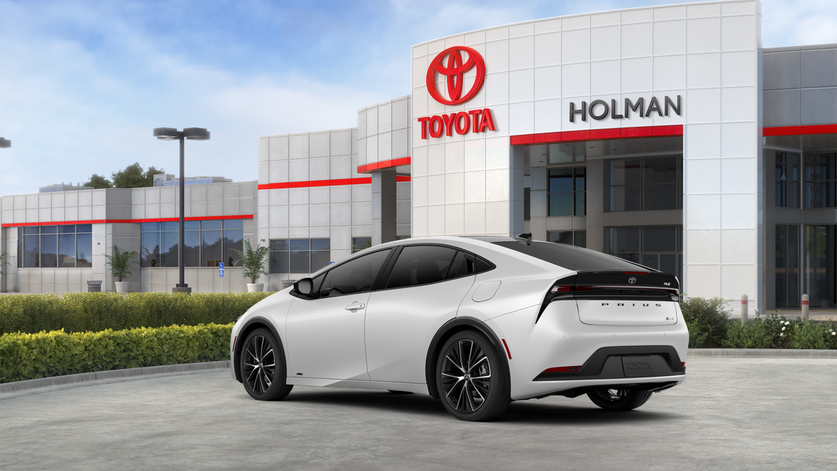 2026 Toyota Prius XLE photo 6