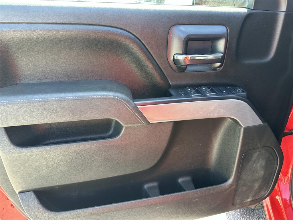 2017 Chevrolet Silverado 1500 LT photo 26