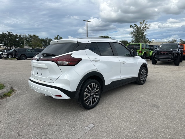 2021 Nissan Kicks SV photo 5