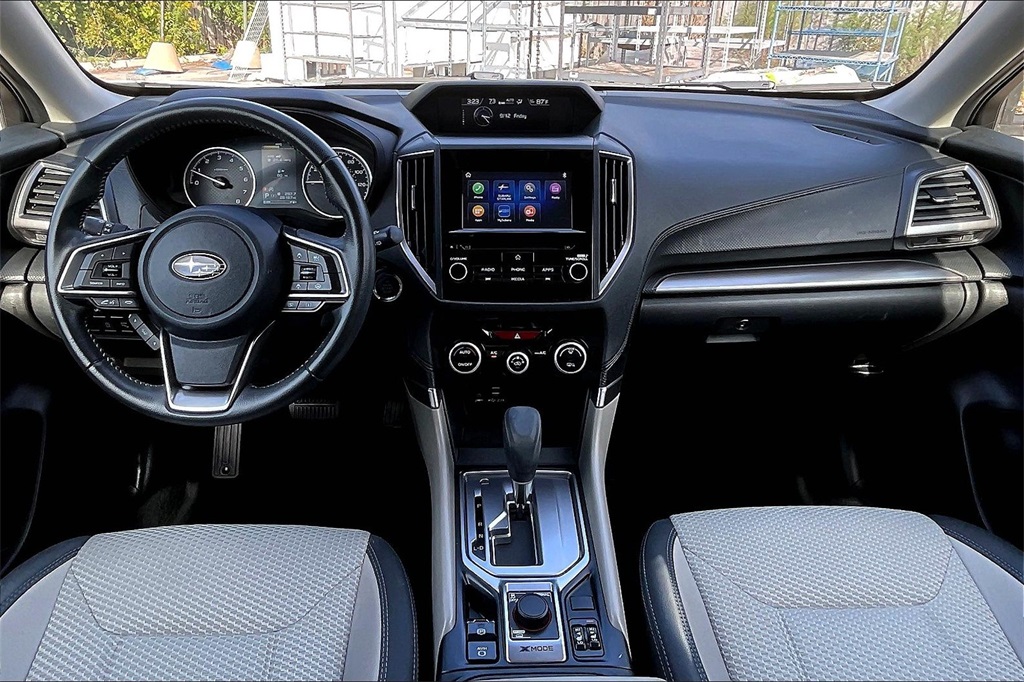 2022 Subaru Forester Premium photo 14