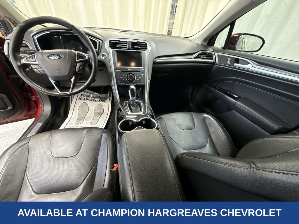 2014 Ford Fusion Titanium photo 21