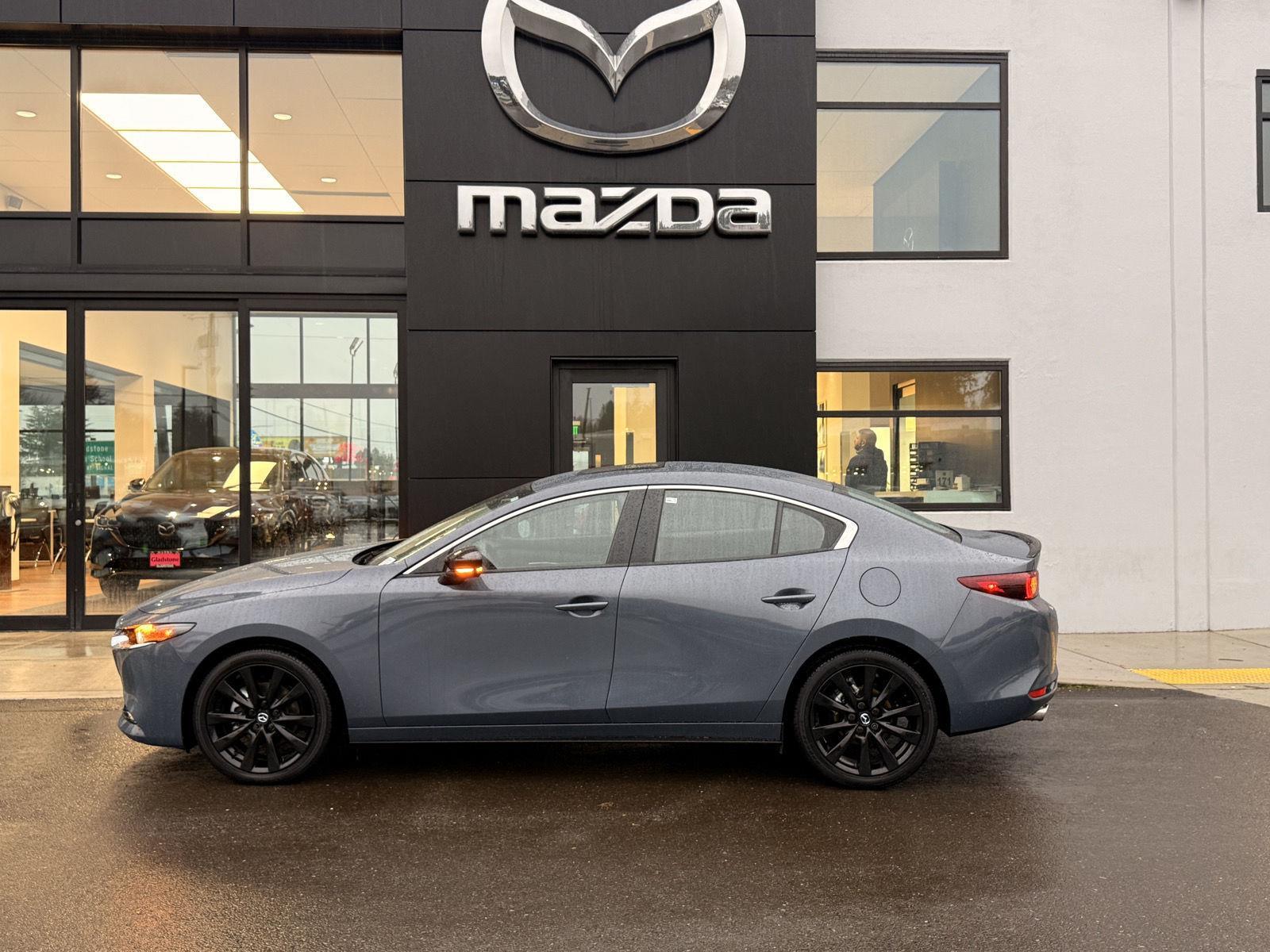 2025 Mazda Mazda3 Carbon Edition's photo