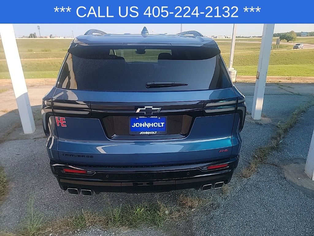 2024 Chevrolet Traverse RS photo 13