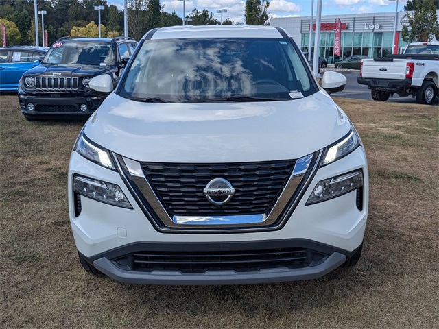 2021 Nissan Rogue SV photo 3