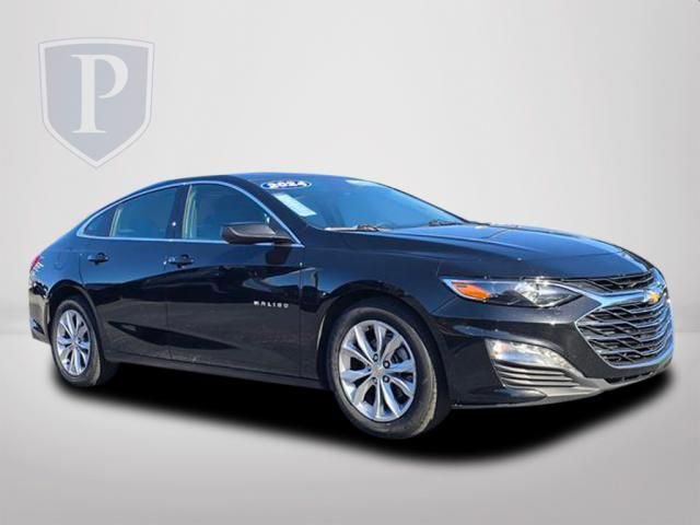 2024 Chevrolet Malibu 1LT photo 2