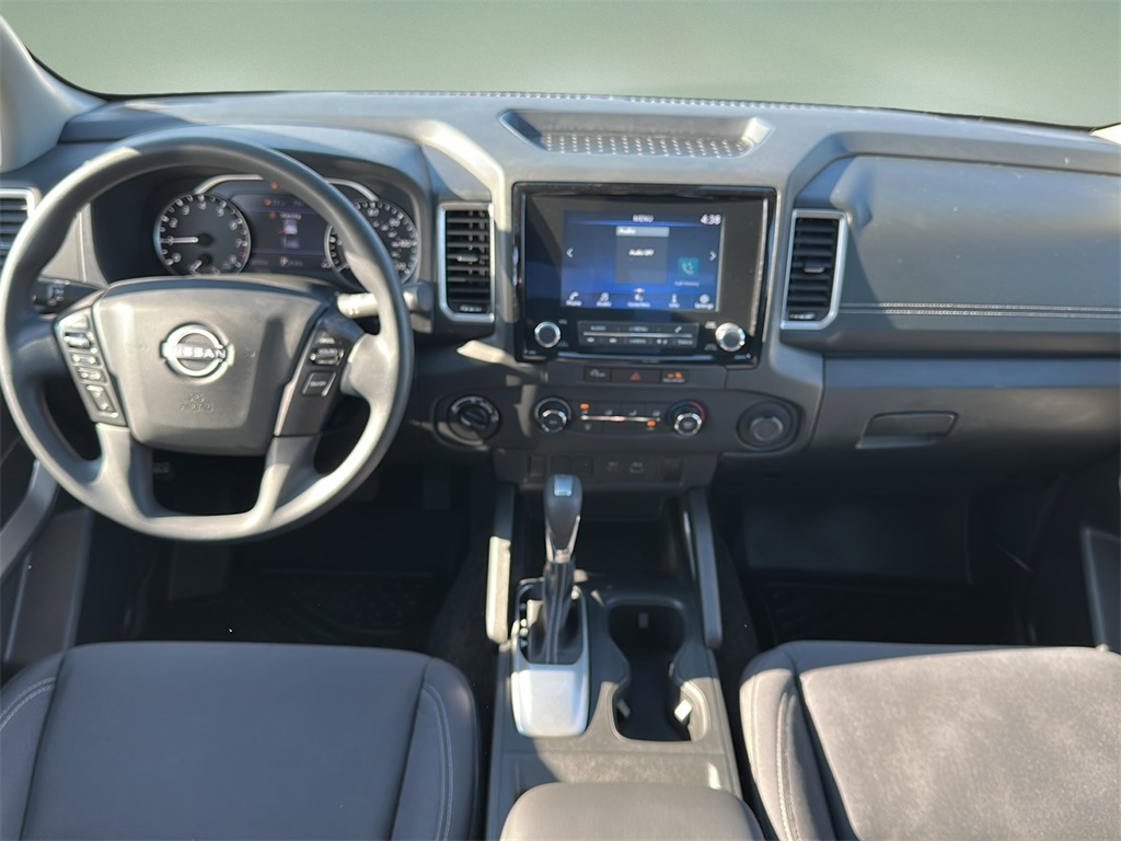 2023 Nissan Frontier Crew Cab SV photo 14