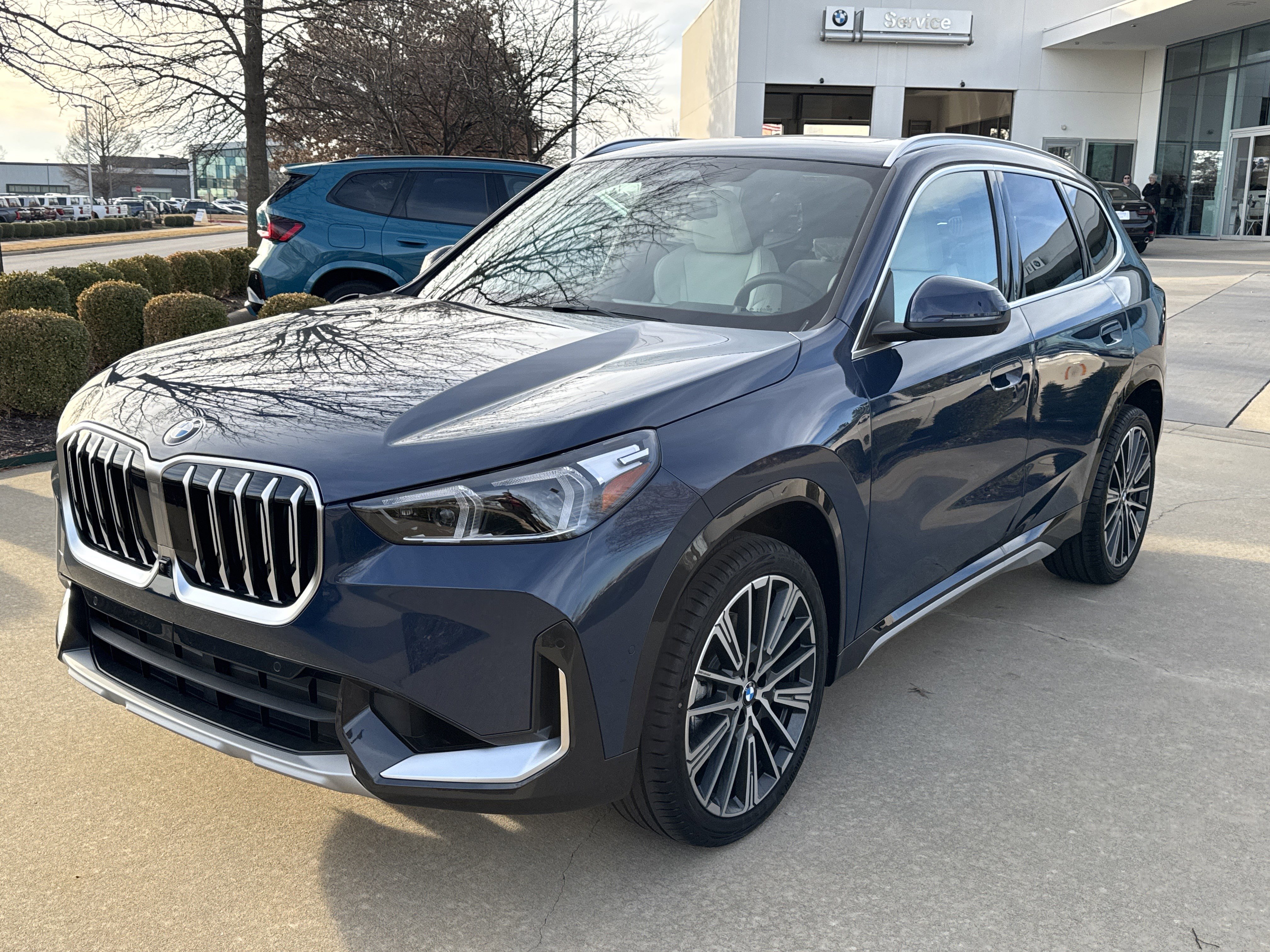 2026 BMW X1 28i's photo
