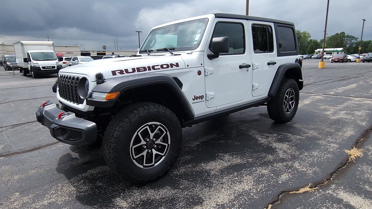 2024 Jeep Wrangler Rubicon photo 3