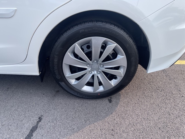 2023 Subaru Impreza Base photo 9